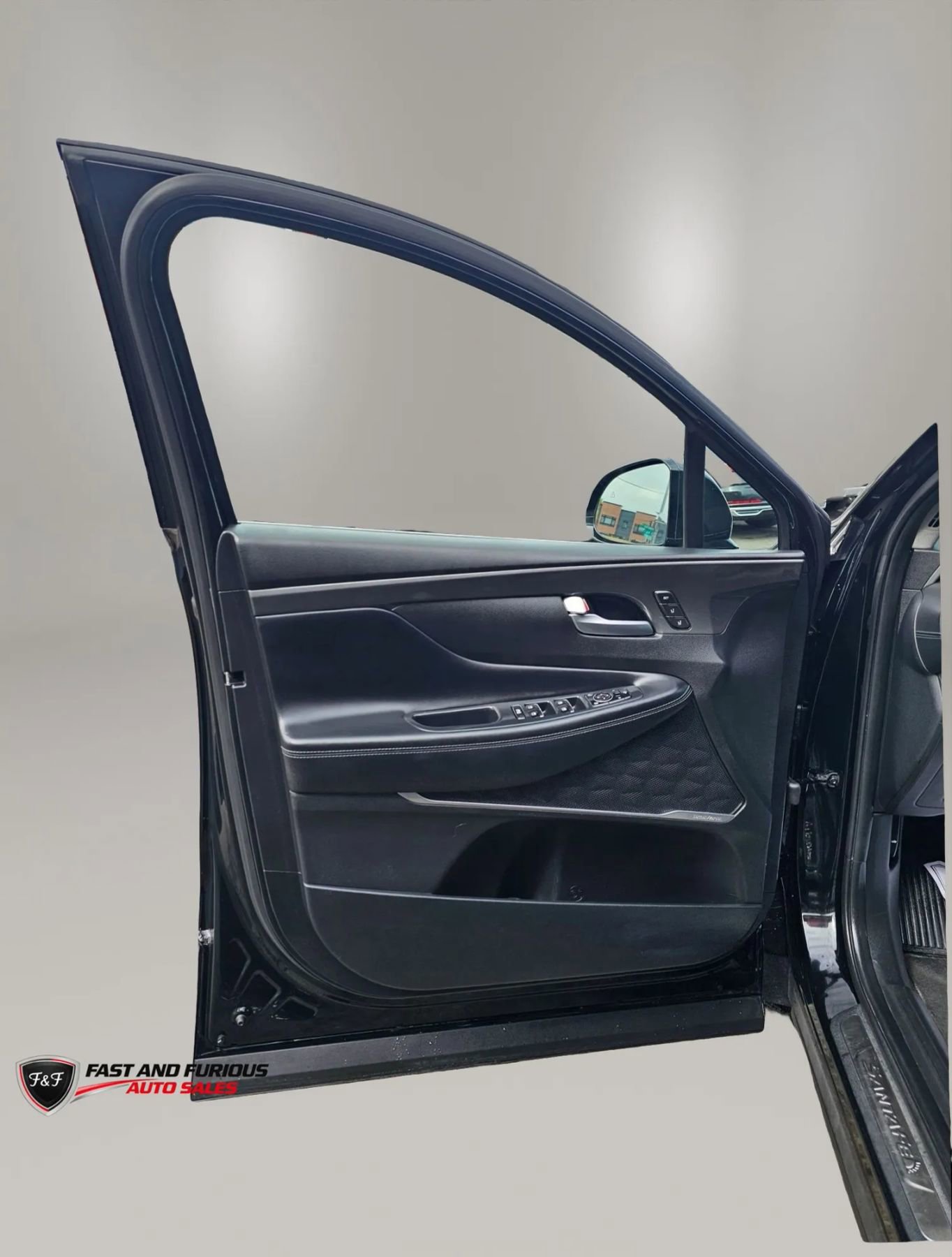 Used 2023 Hyundai Santa Fe Limited AWD/4WD image 11