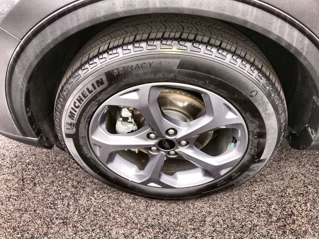 Used 2025 Ford Escape ST-Line w/ Equipment Group 301A image 10