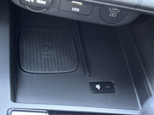 Used 2025 Hyundai Elantra N image 39