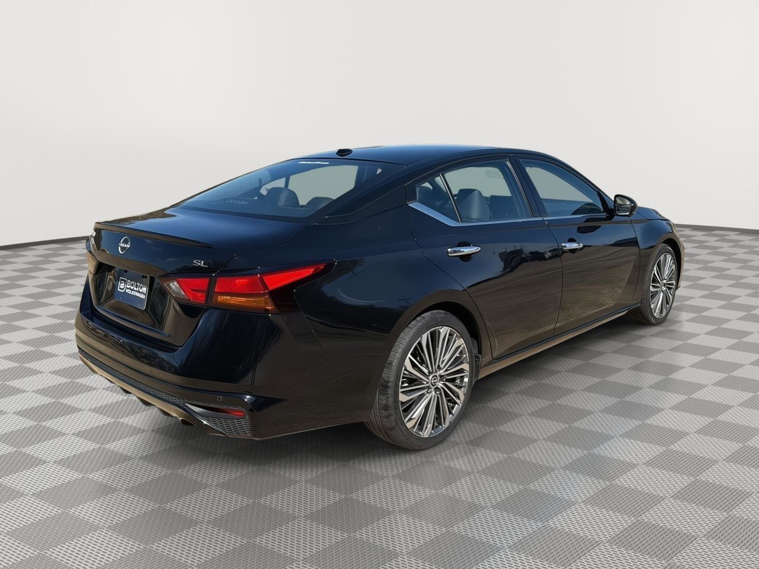 Used 2023 Nissan Altima 2.5 SL image 5