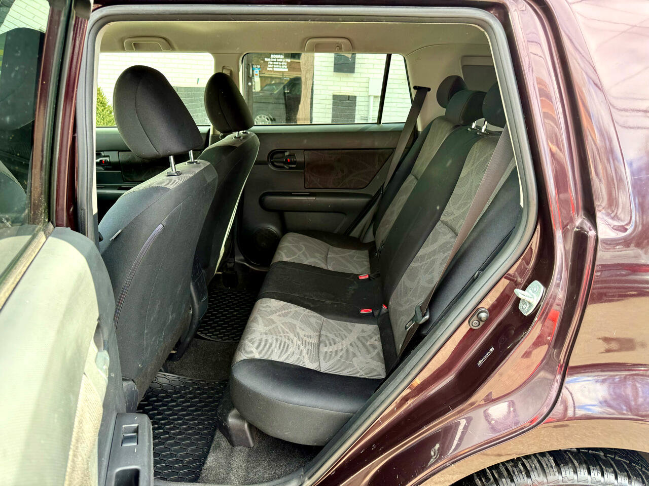 Used 2015 Scion xB 5-Door Wagon 4-Spd AT image 19