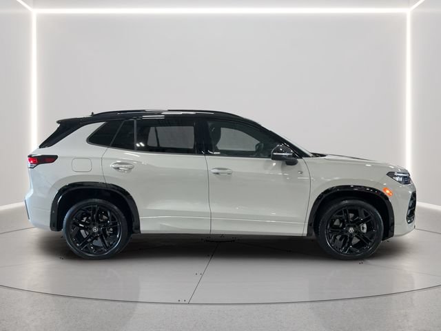 New 2026 Volkswagen Tiguan SE R-Line AWD/4WD image 7