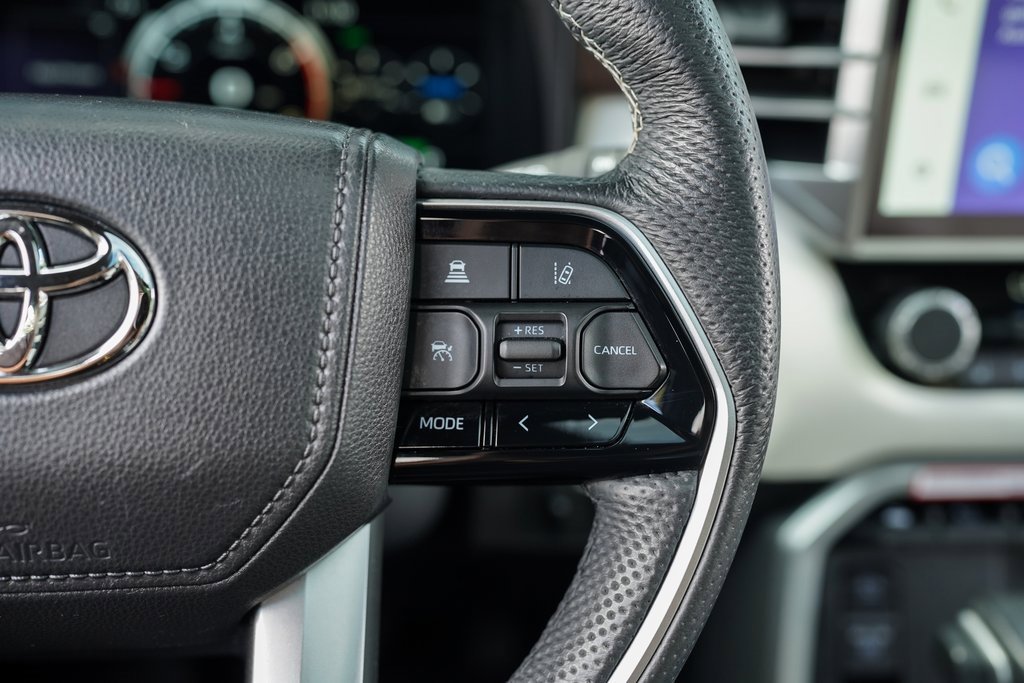 Used 2024 Toyota Sequoia Capstone image 31