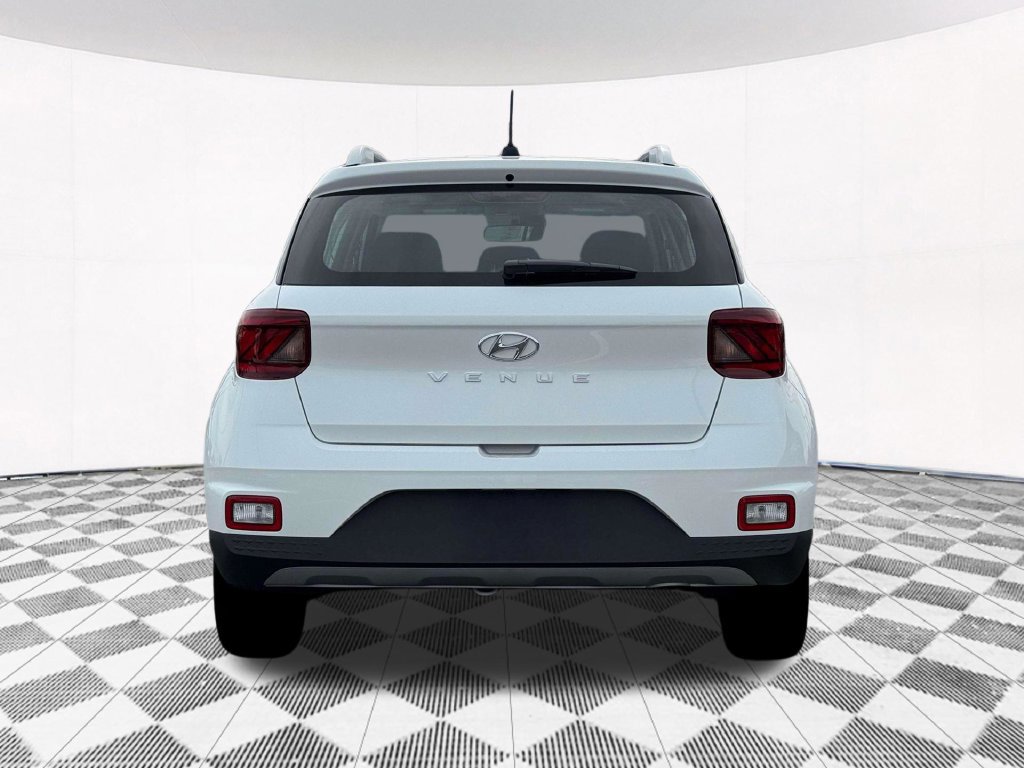New 2026 Hyundai Venue SEL FWD image 10