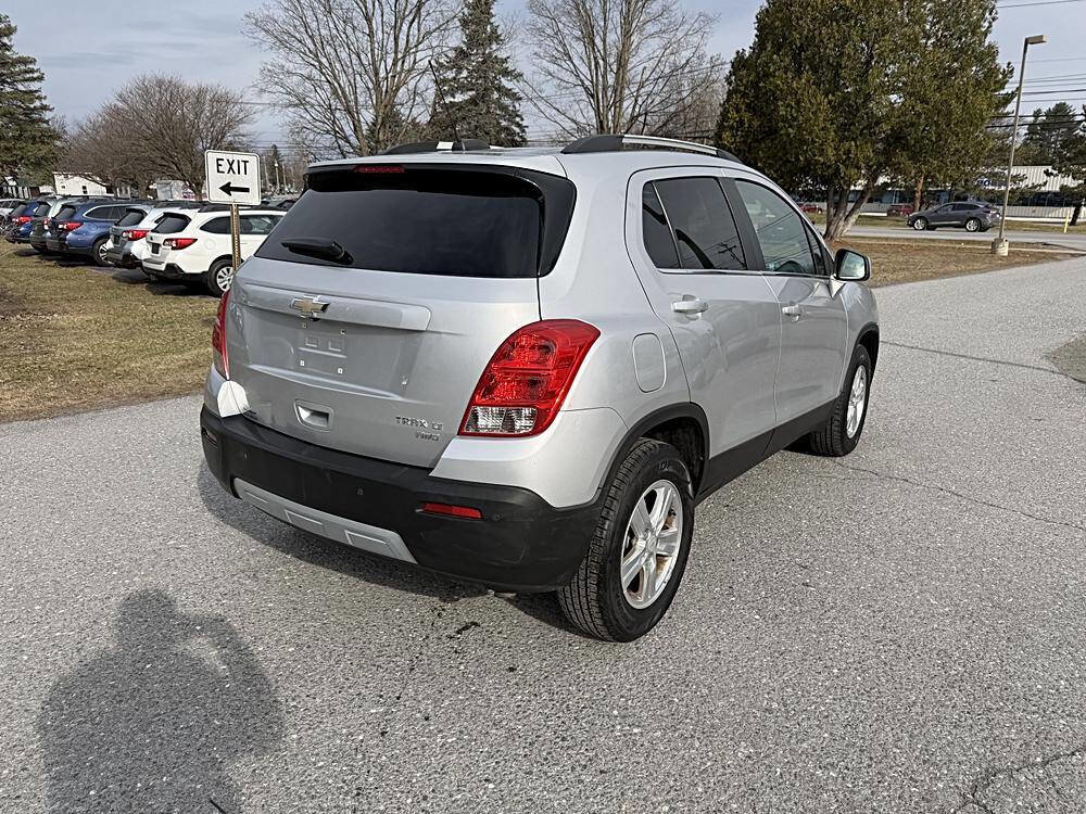 Used 2015 Chevrolet Trax LT w/ LT Plus Package AWD/4WD image 5