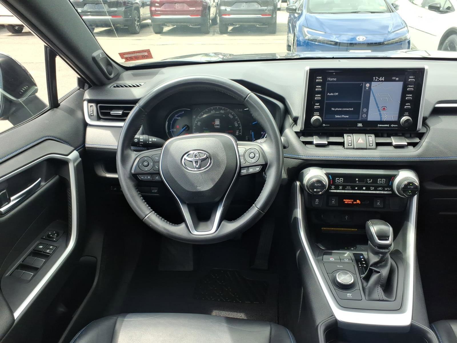 Used 2020 Toyota RAV4 XSE AWD/4WD image 9