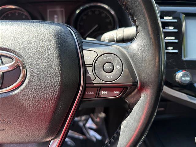 Used 2020 Toyota Camry SE FWD image 16