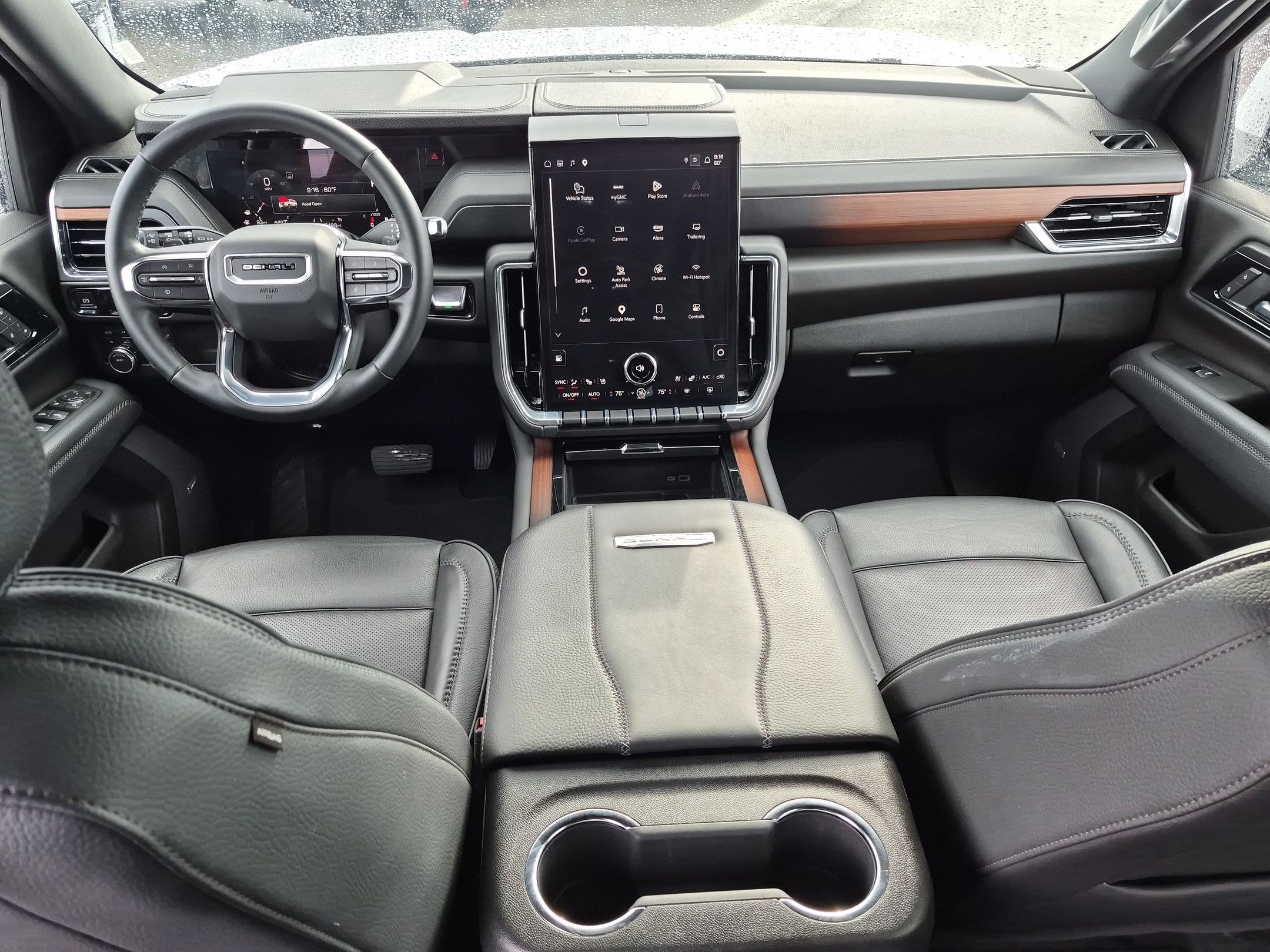 Used 2025 GMC Yukon XL Denali AWD/4WD image 28