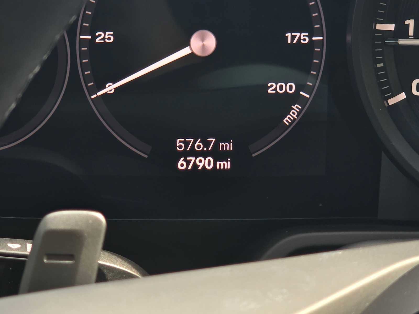 Used 2024 Porsche 911 Carrera image 28