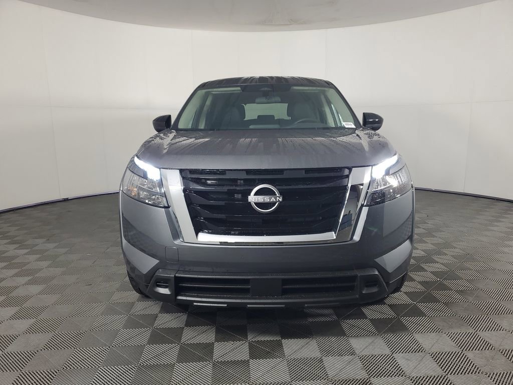 New 2025 Nissan Pathfinder S image 9