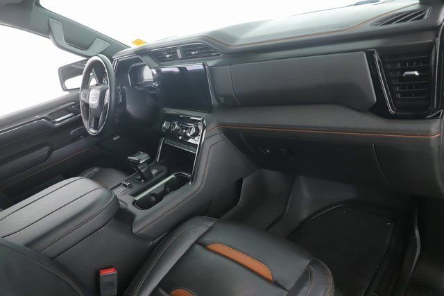 Used 2024 GMC Sierra 1500 AT4 w/ Technology Package image 31
