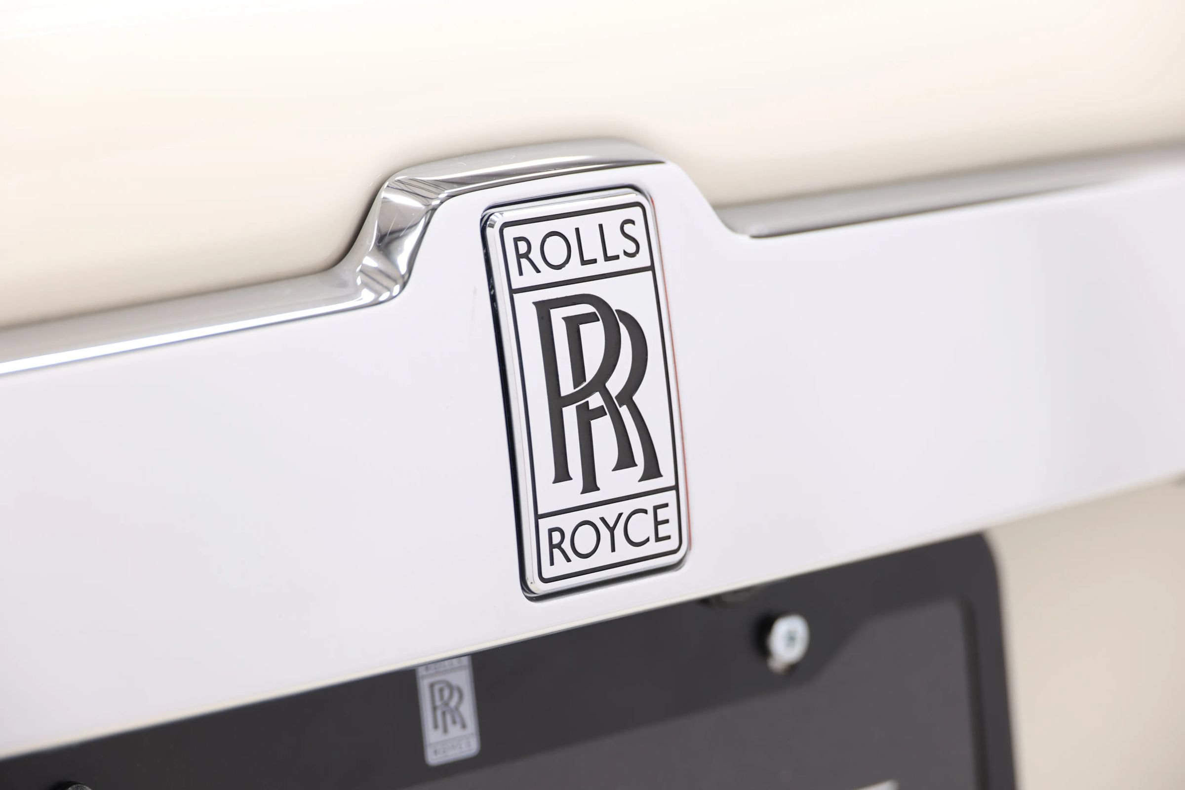 Used 2016 Rolls-Royce Ghost RWD image 77