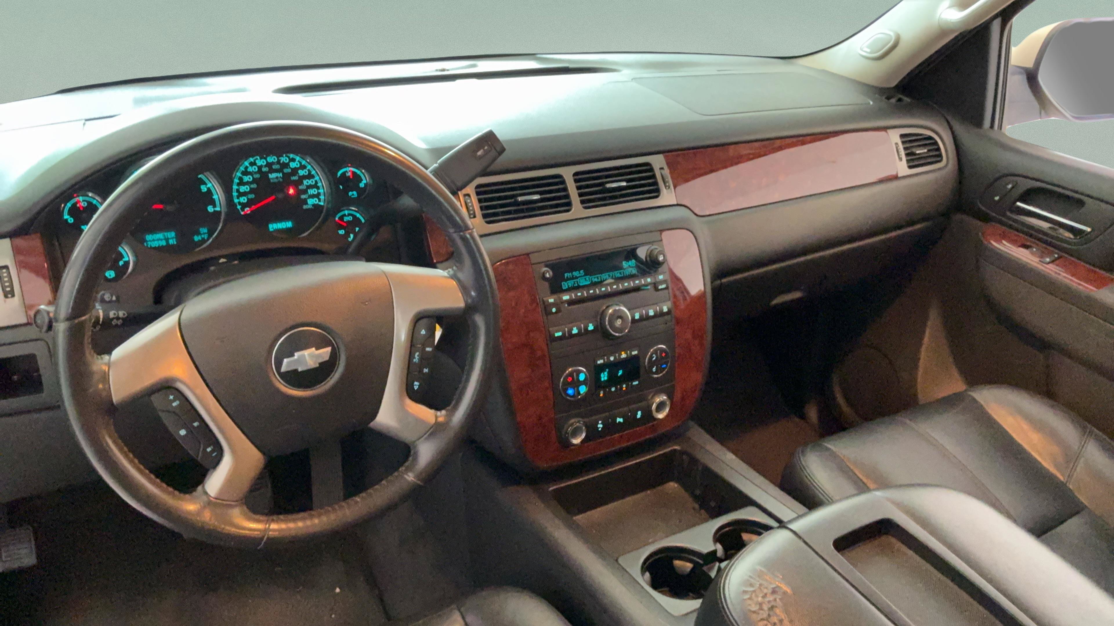 Used 2012 Chevrolet Tahoe LT RWD image 15