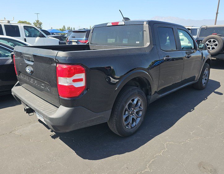 Used 2026 Ford Maverick XLT w/ Equipment Group 301A AWD/4WD image 2