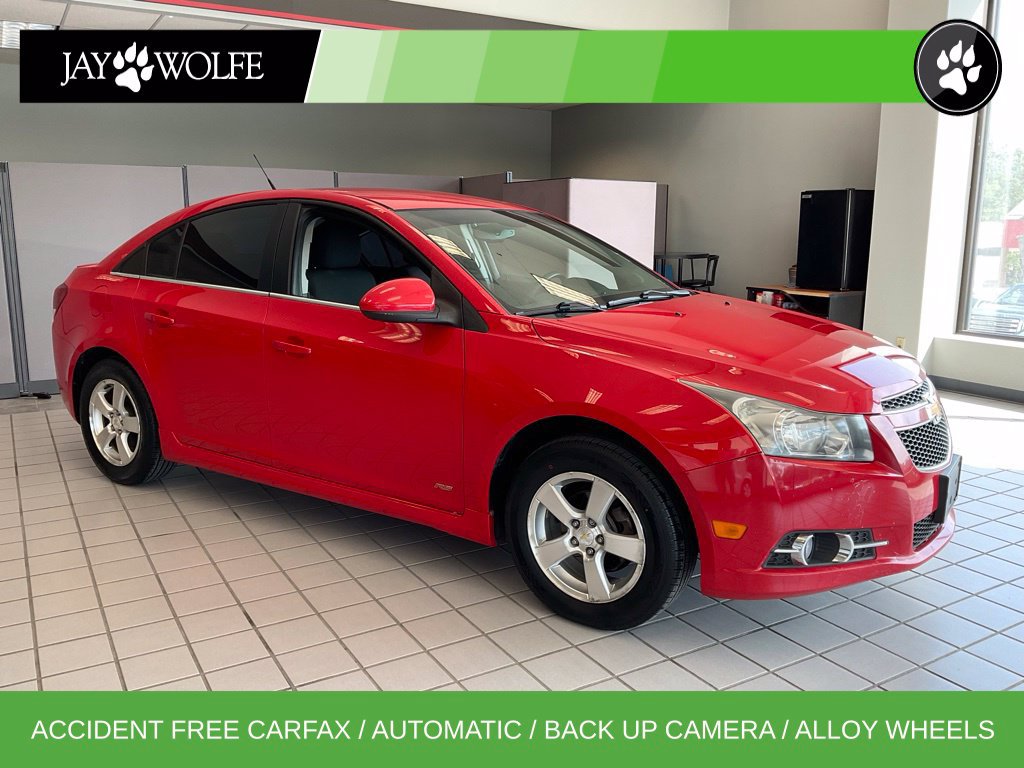 Used 2014 Chevrolet Cruze LT w/ RS Package FWD image 1
