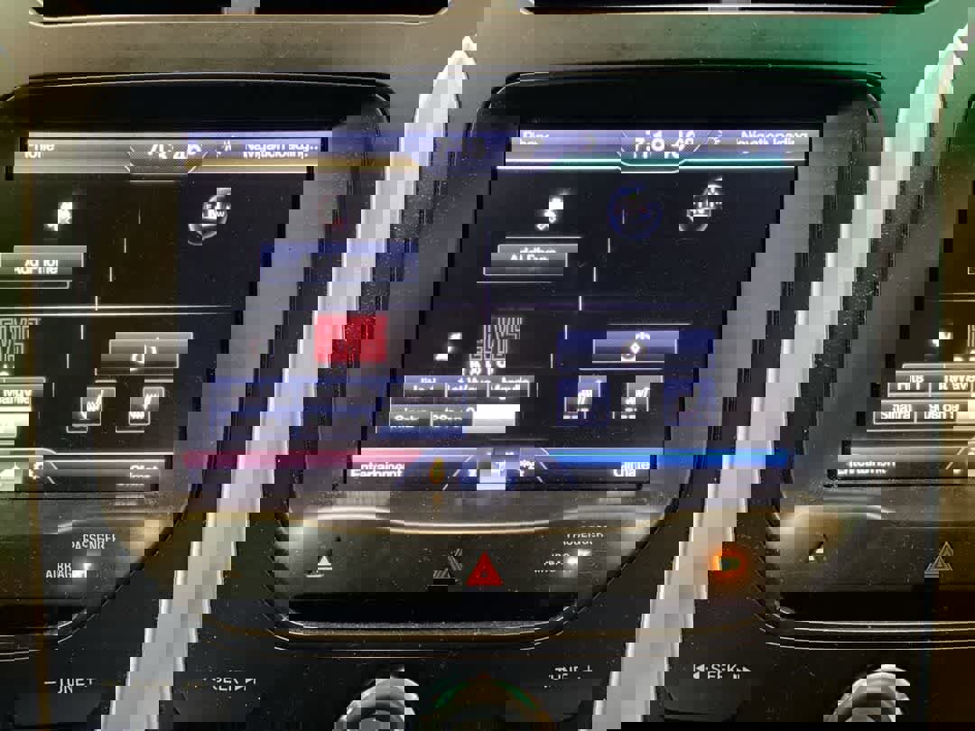 Used 2013 Ford Explorer XLT AWD/4WD image 19