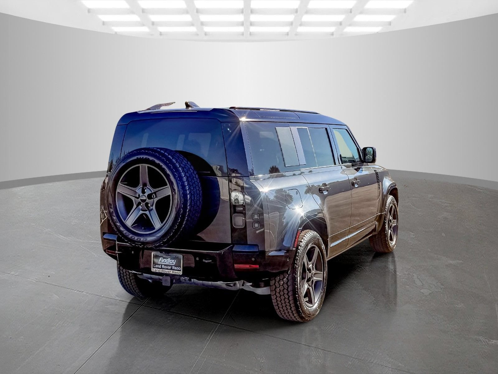 New 2026 Land Rover Defender 110 X-Dynamic SE AWD/4WD image 5