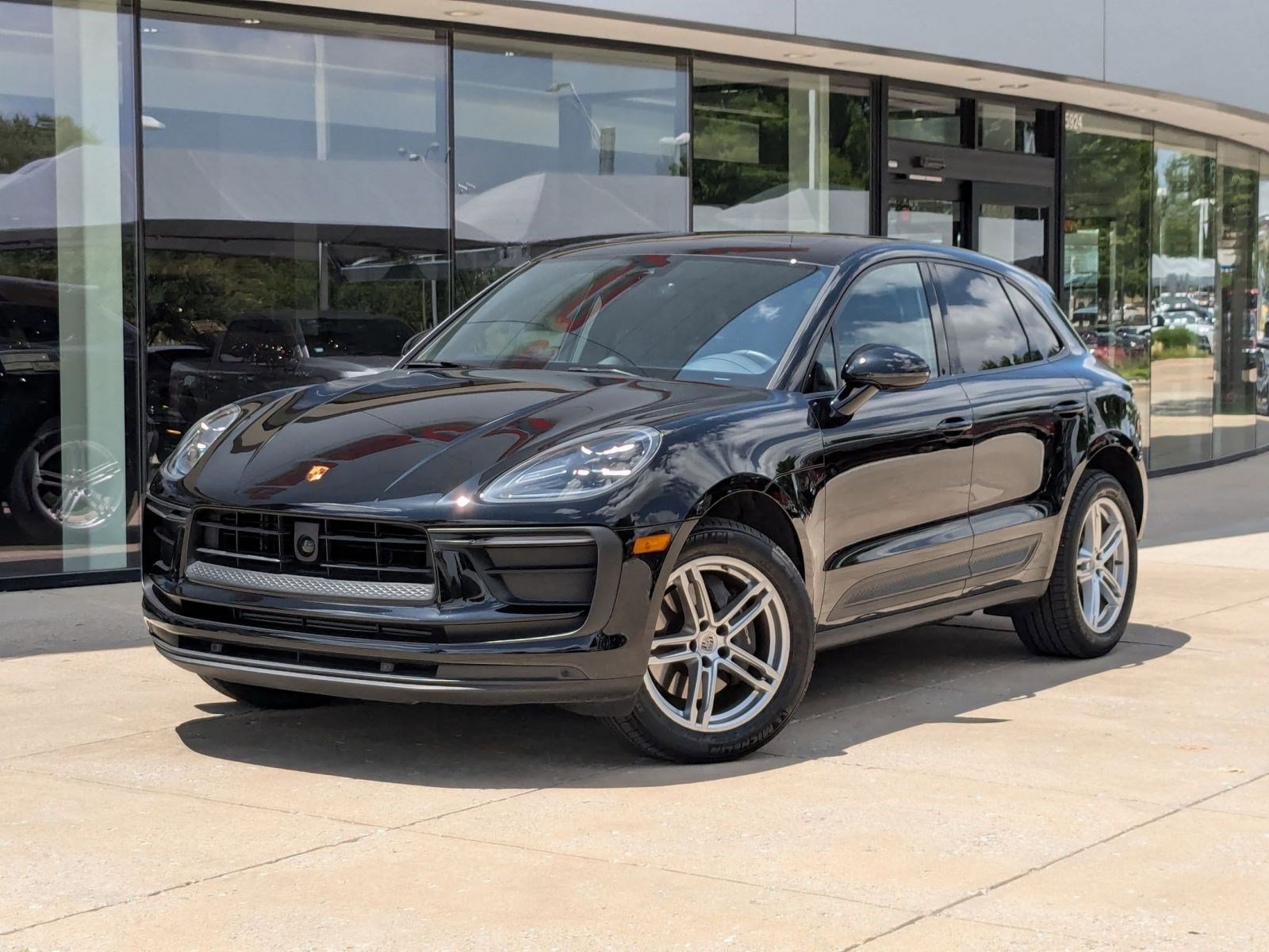 Certified 2025 Porsche Macan