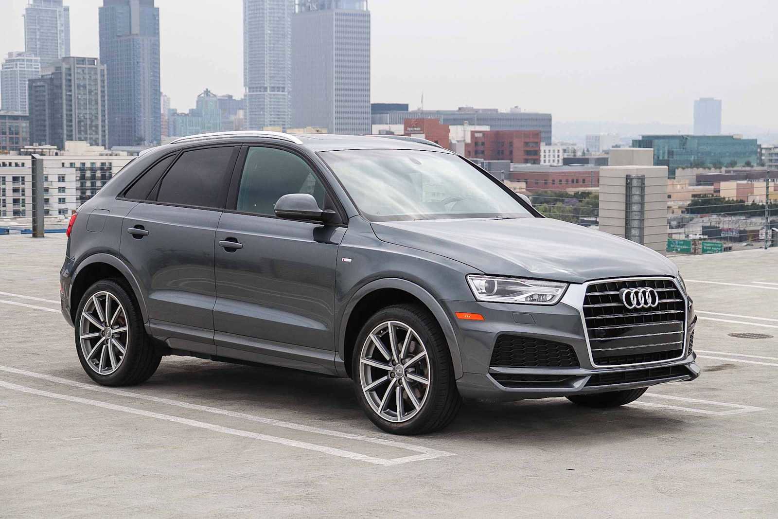 Used 2018 Audi Q3 2.0T Premium FWD image 3