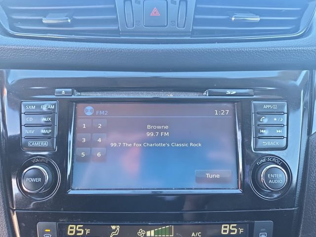 Used 2017 Nissan Rogue Sport SV w/ SV Premium Package image 19