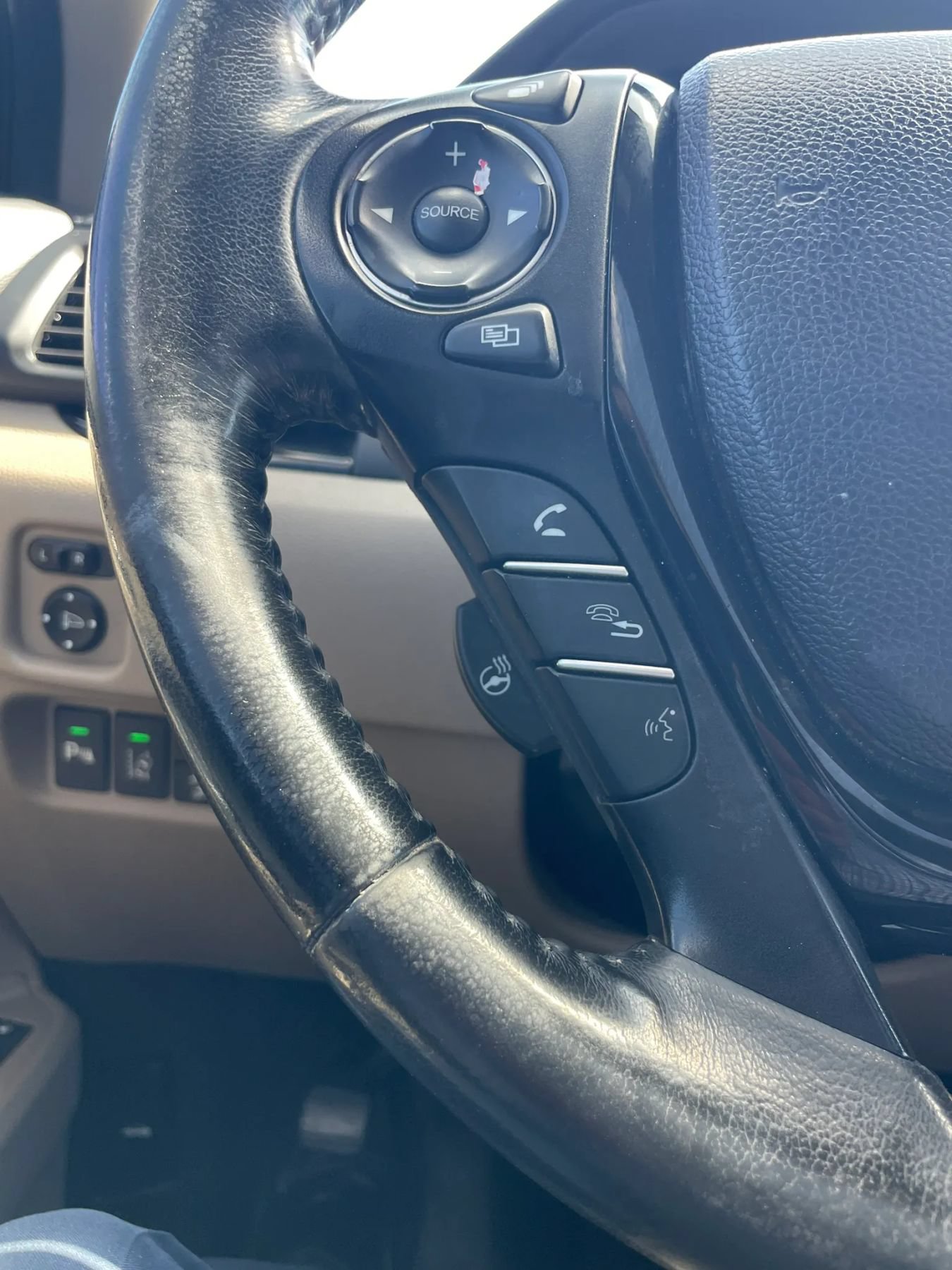 Used 2017 Honda Pilot Elite image 26