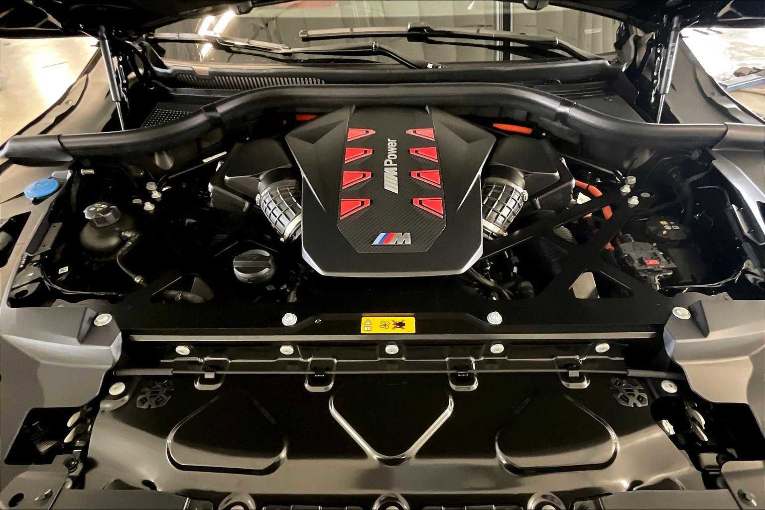 Used 2026 BMW XM Label Red image 16