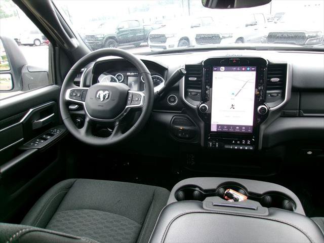 Certified 2025 RAM 2500 Big Horn AWD/4WD image 12