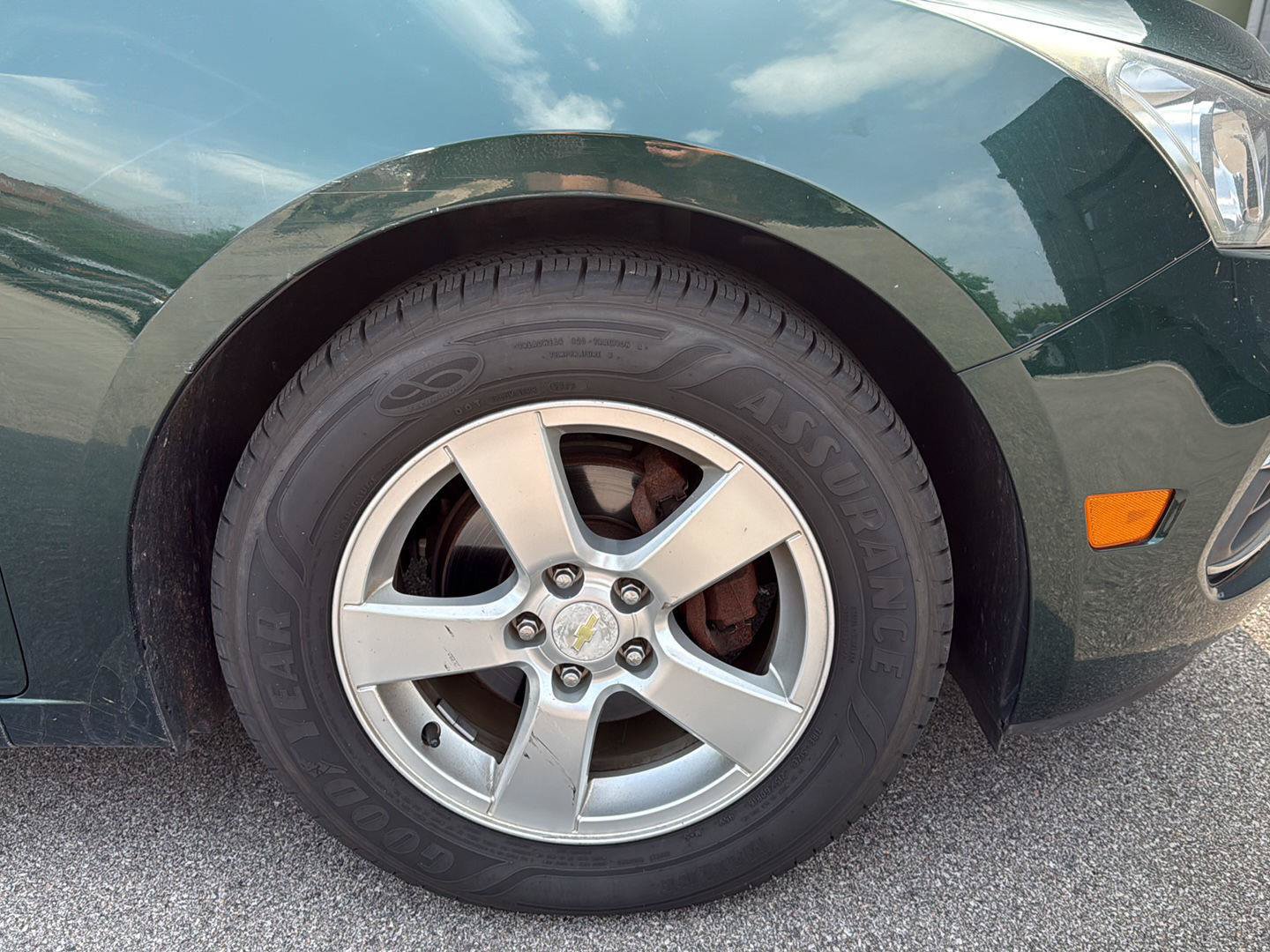 Used 2015 Chevrolet Cruze LT w/ Sun And Sound Package FWD image 14