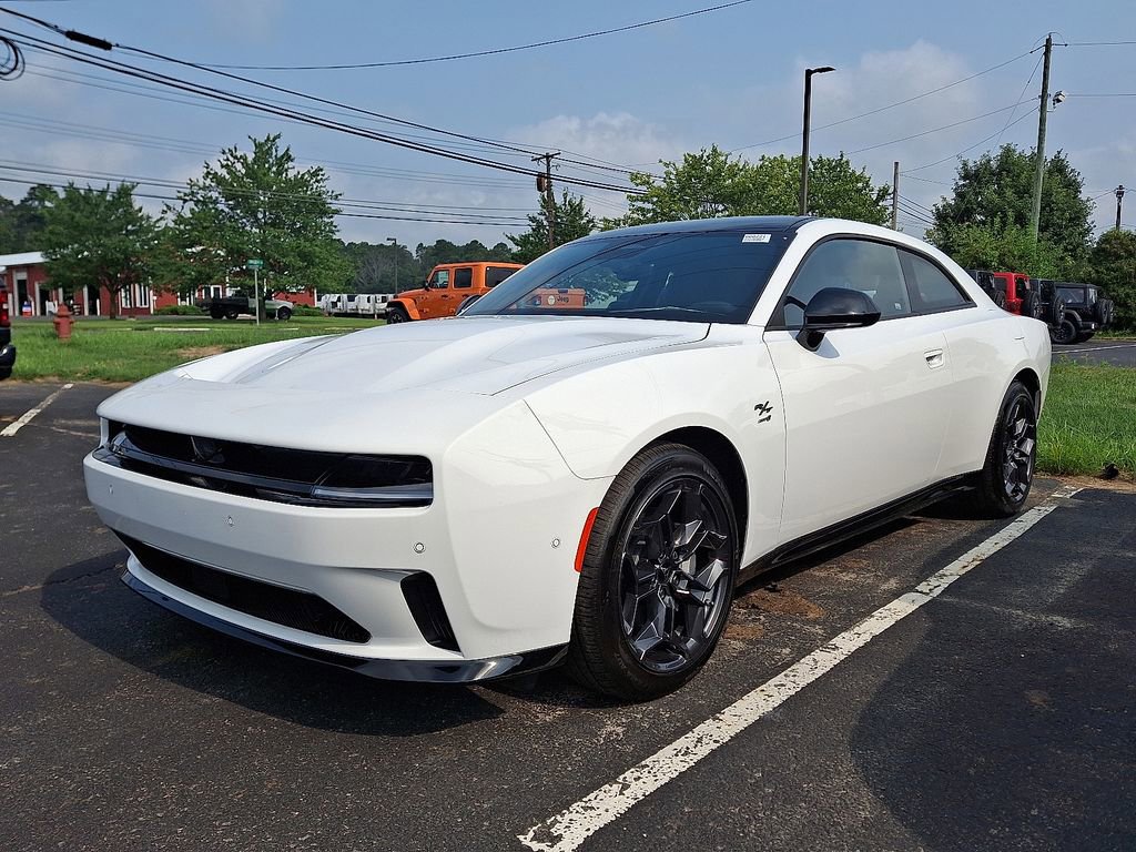 New 2025 Dodge Charger Daytona R/T w/ Sun & Sound Package AWD/4WD image 3