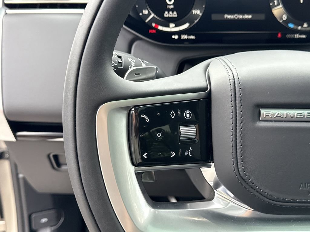 New 2025 Land Rover Range Rover SE image 23