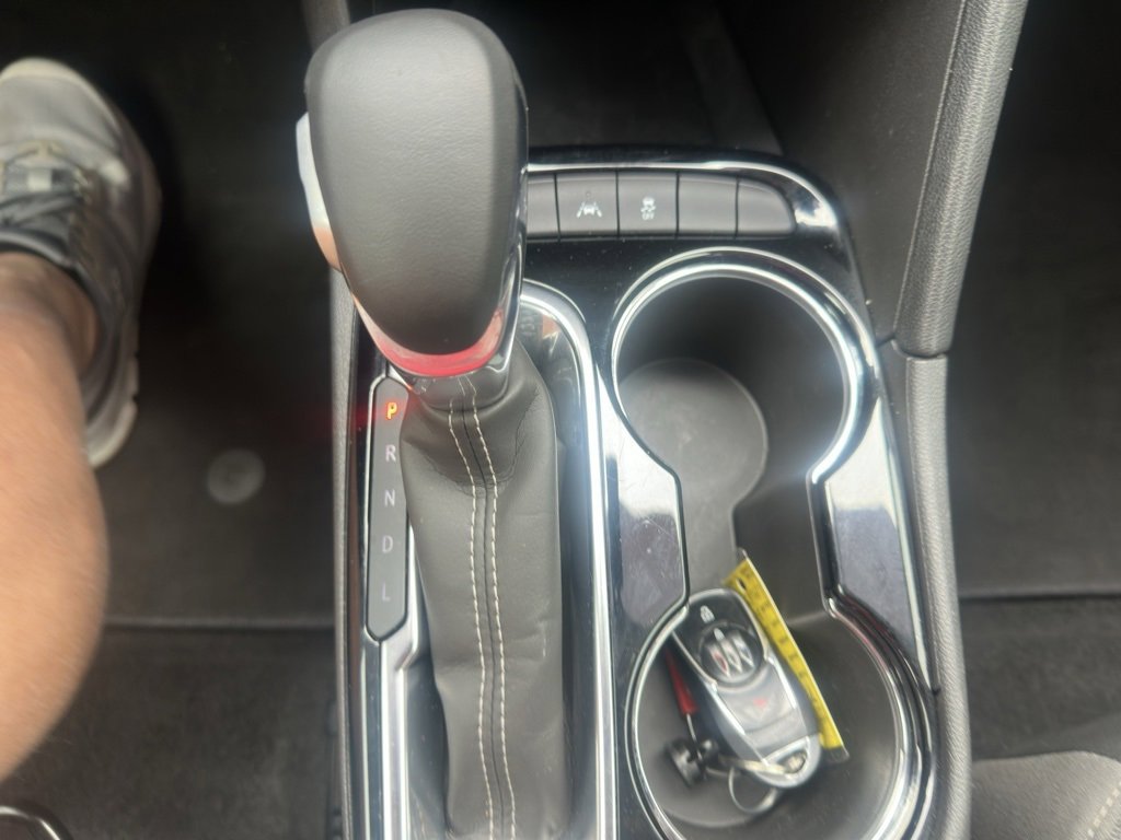 Used 2024 Buick Encore GX Preferred image 17