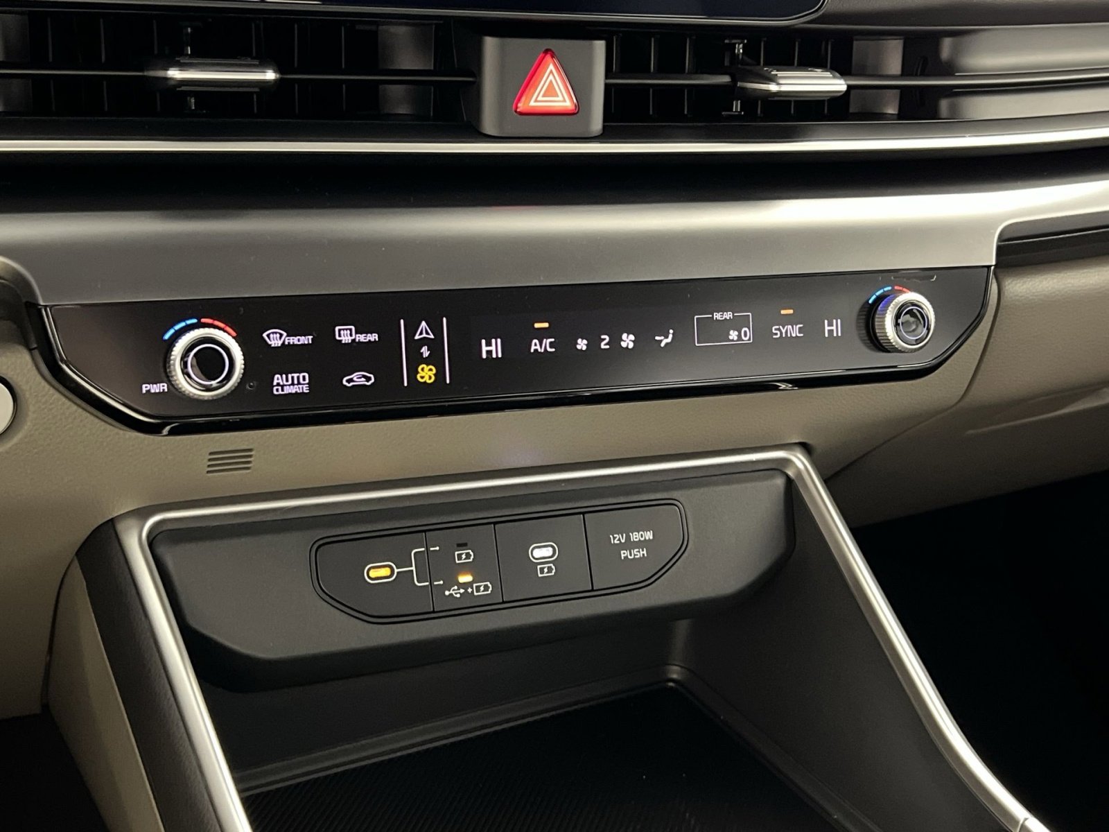 New 2026 Kia Carnival LXS image 19