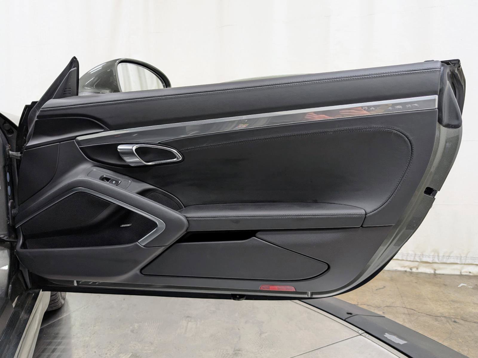 Used 2025 Porsche 718 Cayman S image 22