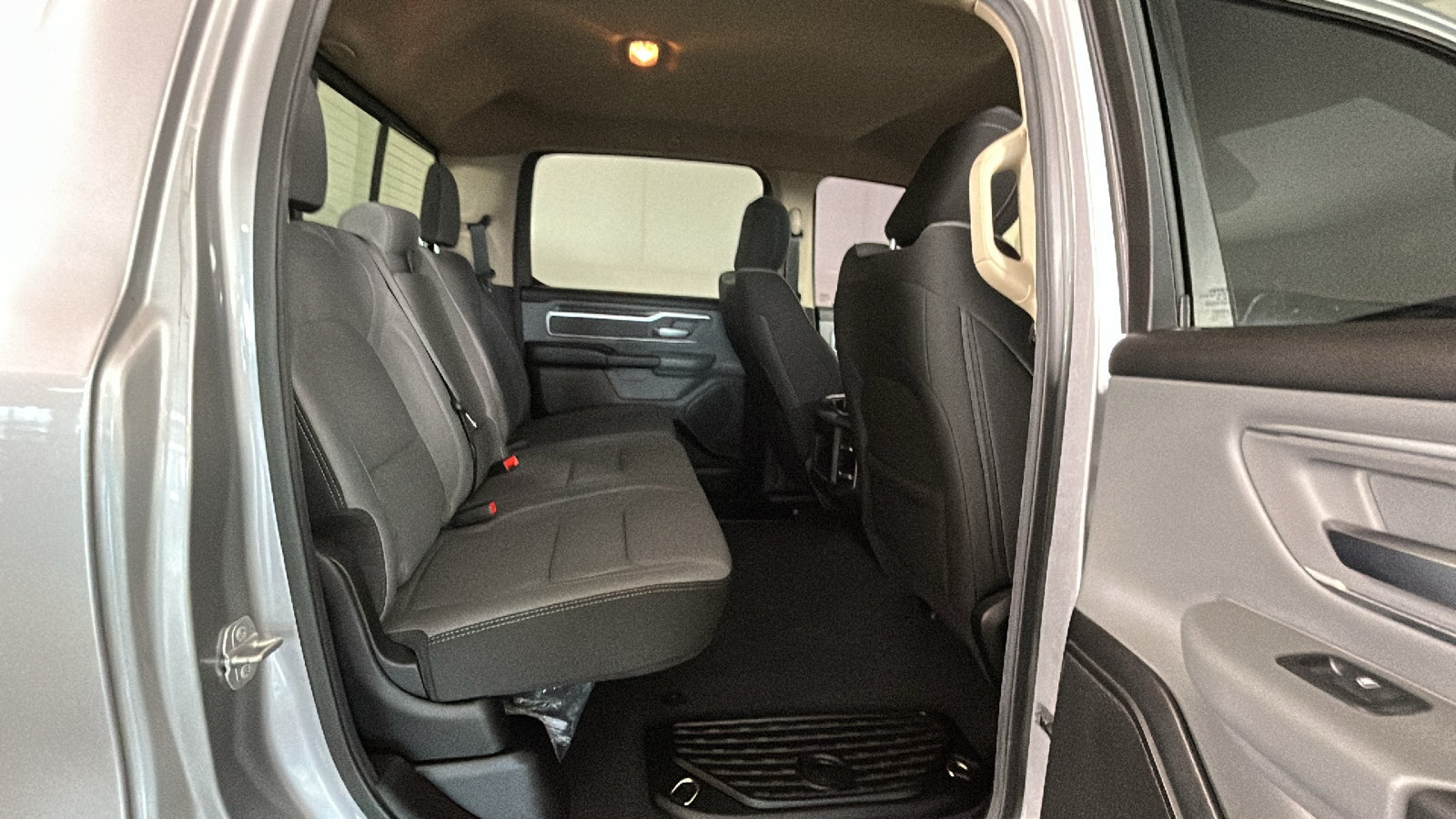 Used 2019 RAM 1500 Big Horn RWD image 35