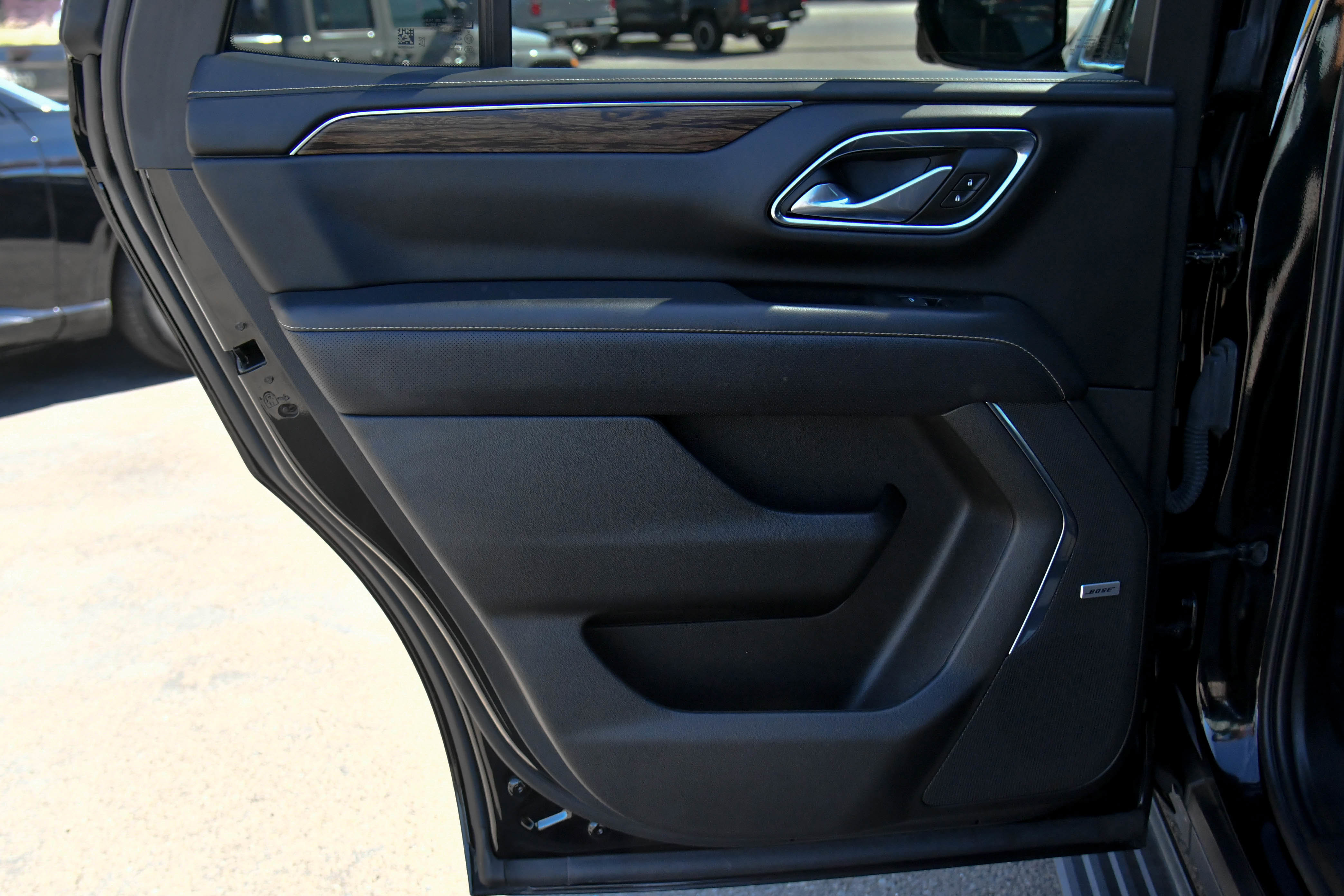 Used 2023 Chevrolet Tahoe Premier w/ Advanced Technology Package RWD image 47