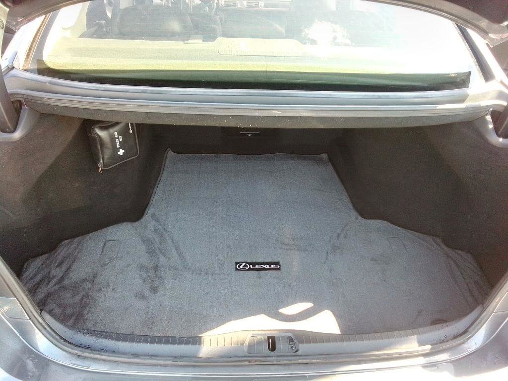 Used 2015 Lexus LS 460 Luxury Sedan w/ Comfort Package image 19