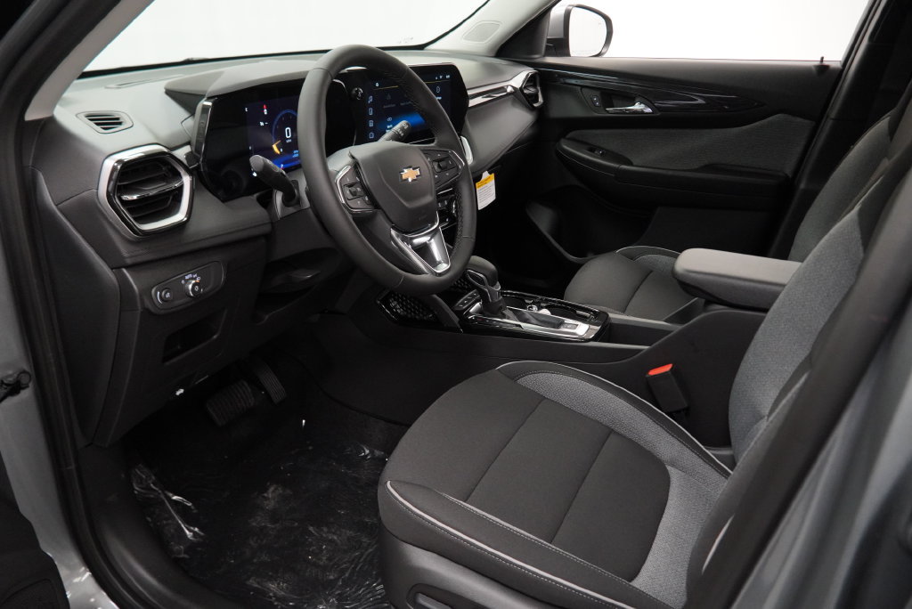 New 2026 Chevrolet TrailBlazer LT w/ Convenience Package FWD image 19