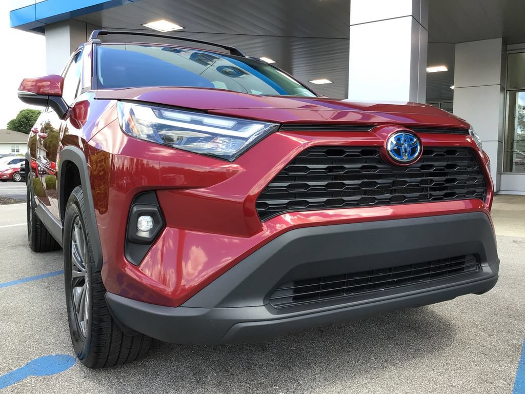 Used 2024 Toyota RAV4 XLE Premium w/ Weather Package AWD/4WD image 49