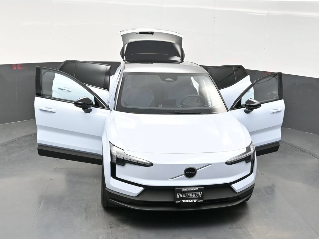 New 2026 Volvo EX30 Plus w/ Climate Package RWD image 25