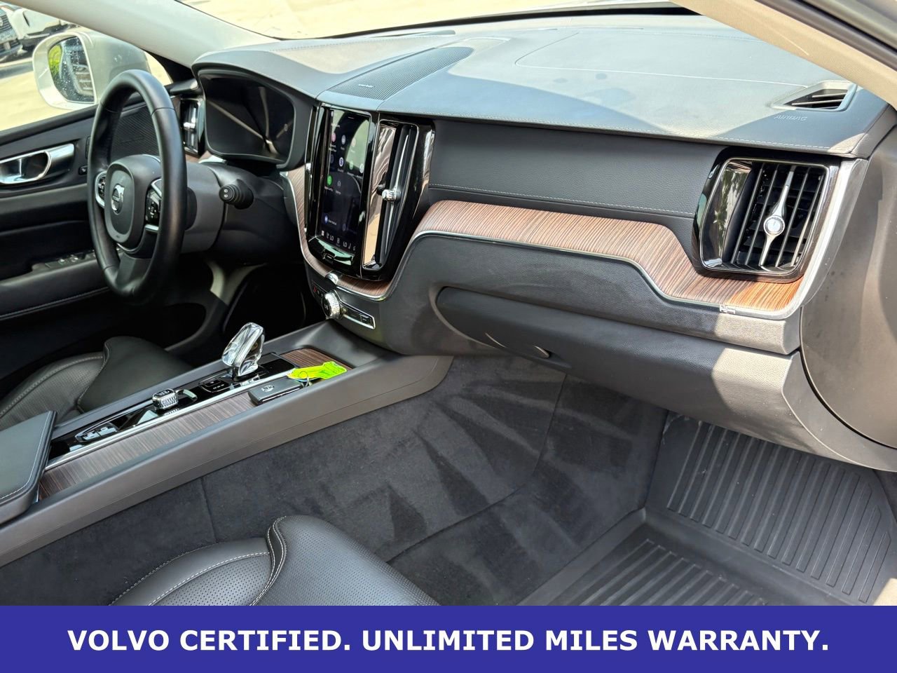 Certified 2023 Volvo XC60 B5 Ultimate w/ Protection Package Premier FWD image 37