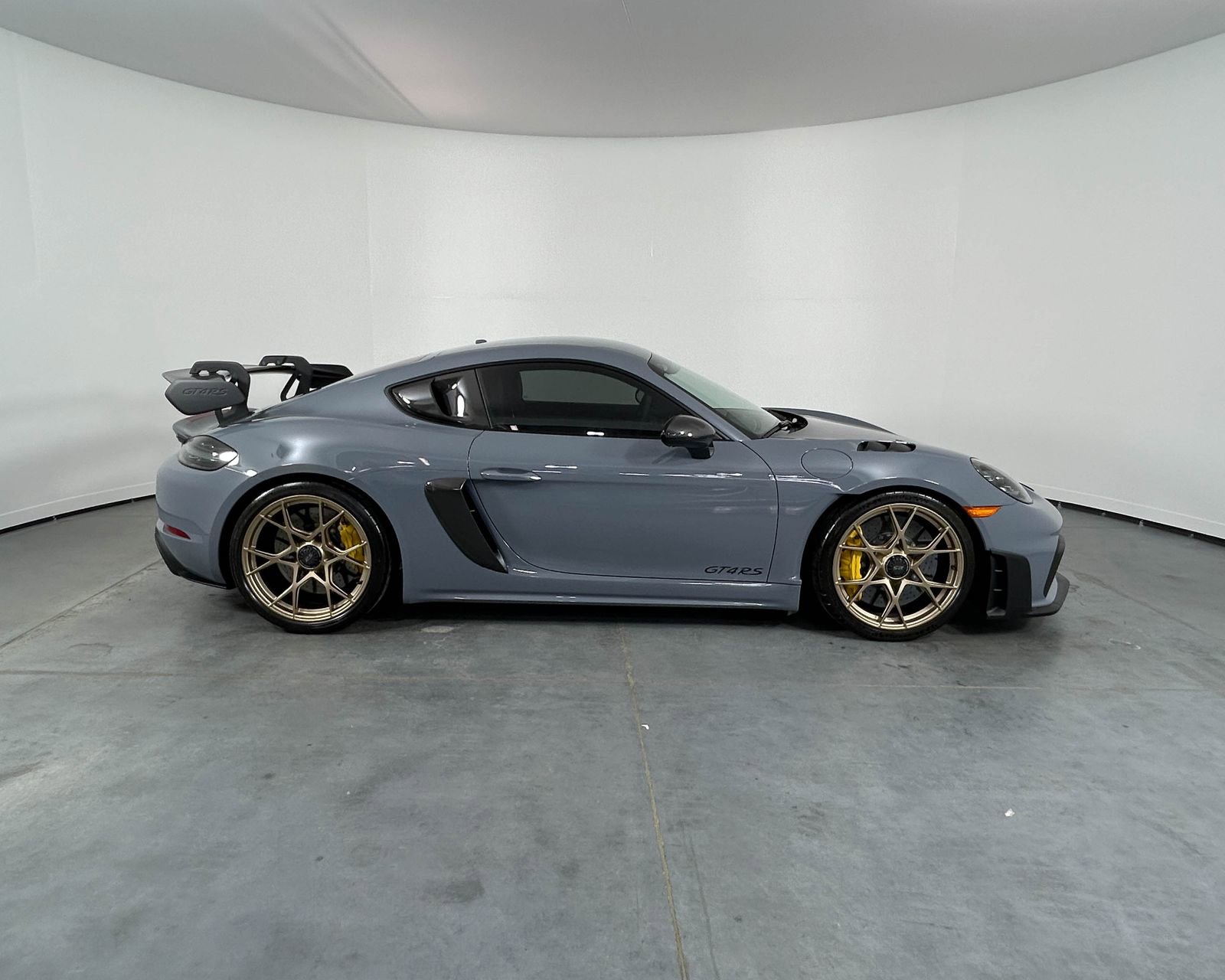 Certified 2025 Porsche 718 Cayman GT4 RS image 8