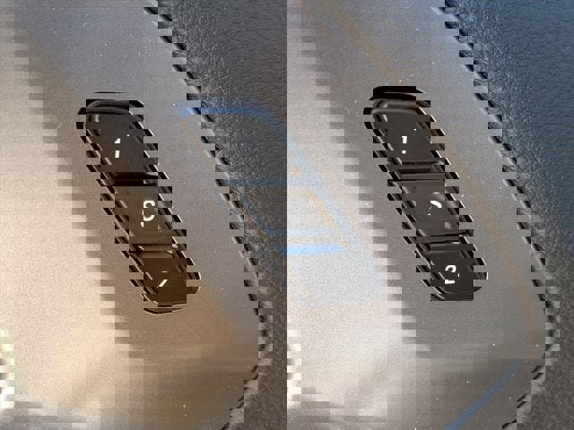 New 2026 Chrysler Pacifica Select w/ S Appearance Package image 9