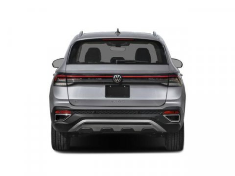 New 2026 Volkswagen Taos SE image 8