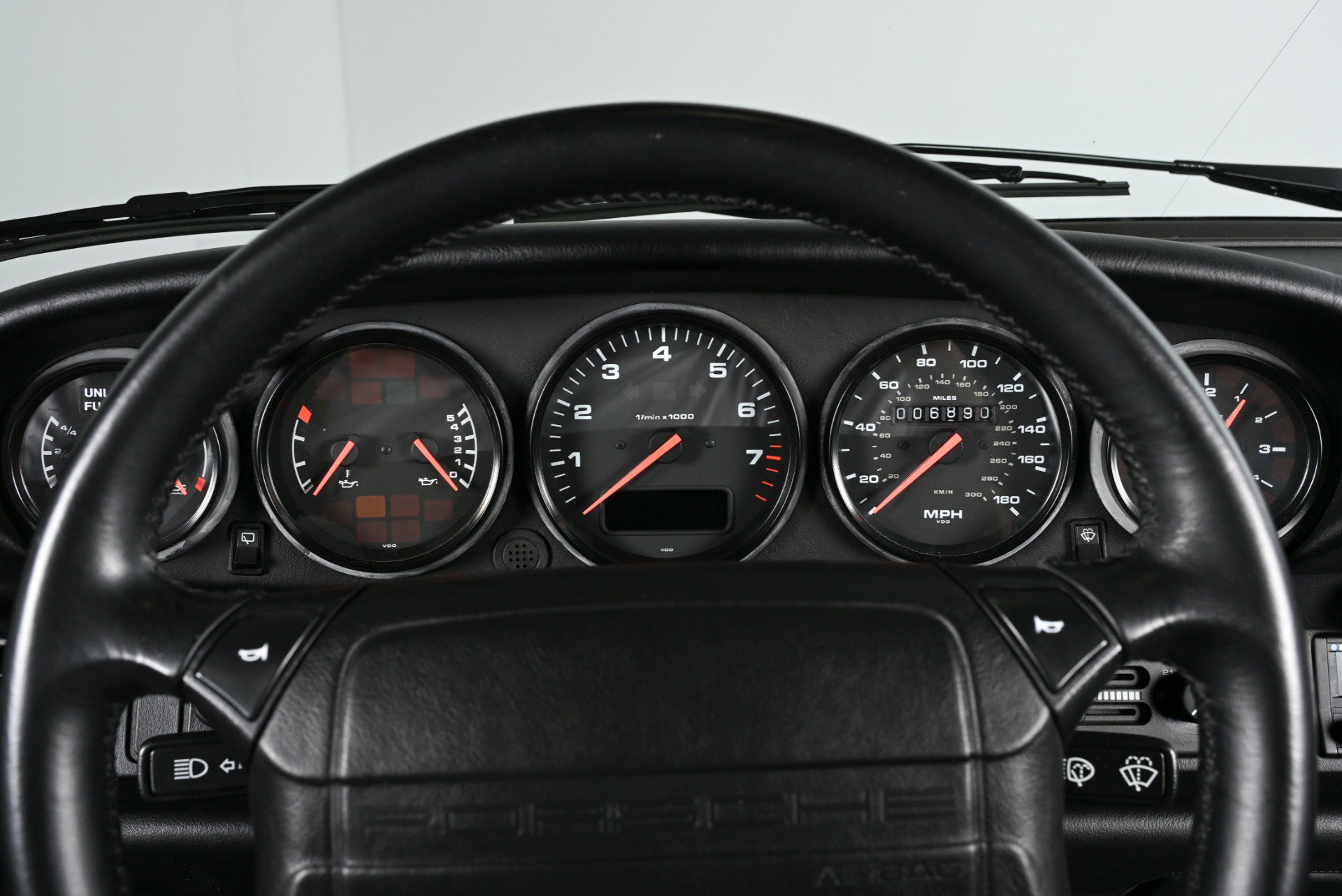 Used 1991 Porsche 911 Carrera image 23