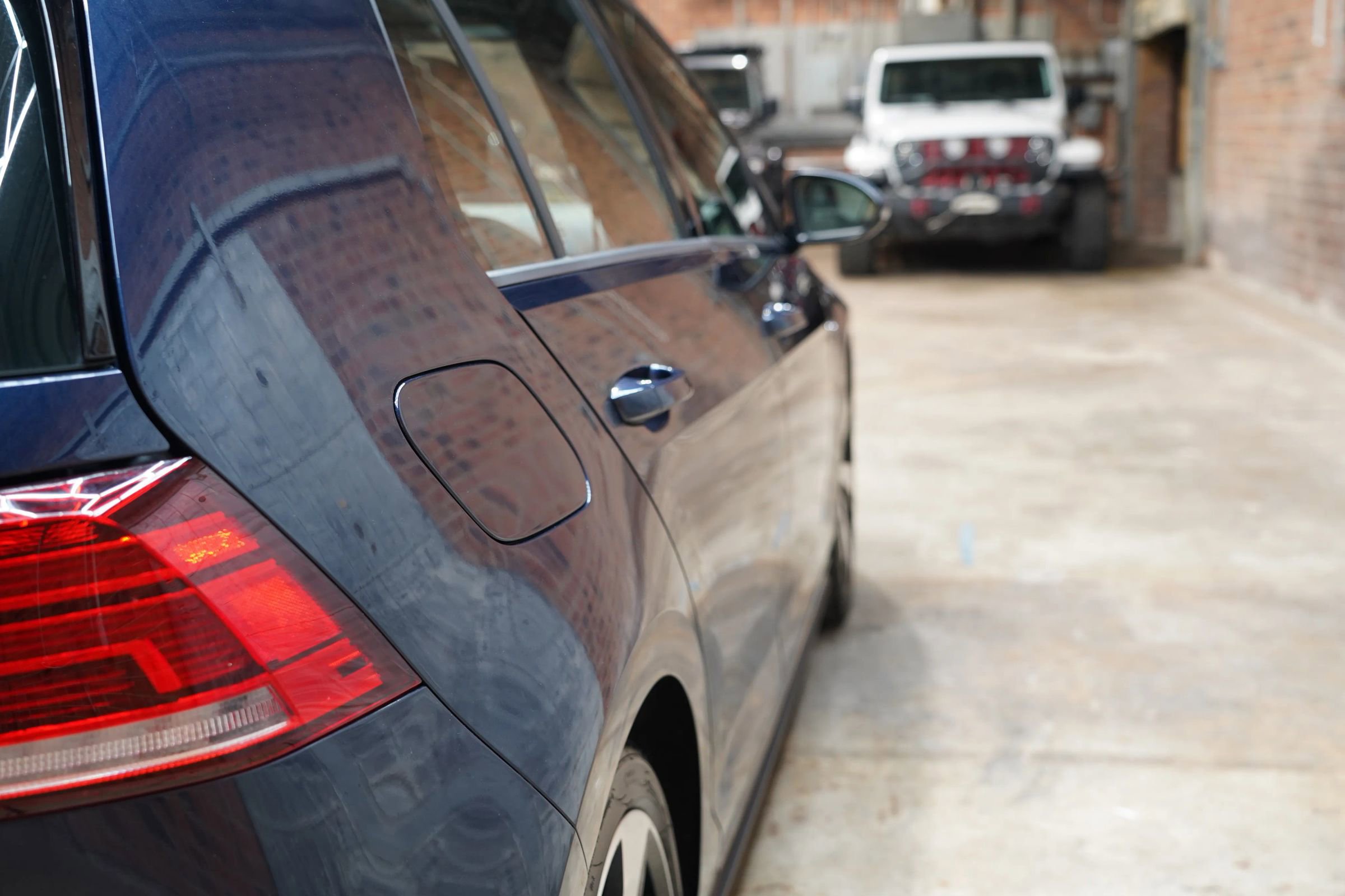 Used 2018 Volkswagen GTI SE w/ SE Leather Package image 19