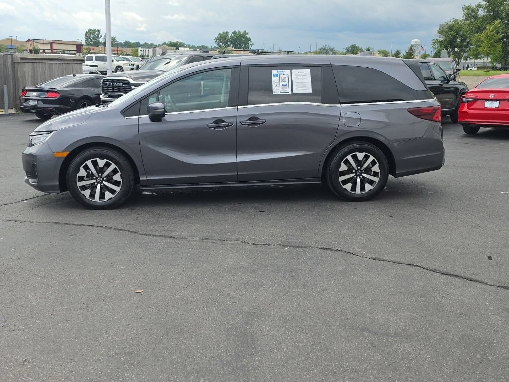 Used 2026 Honda Odyssey EX-L image 4