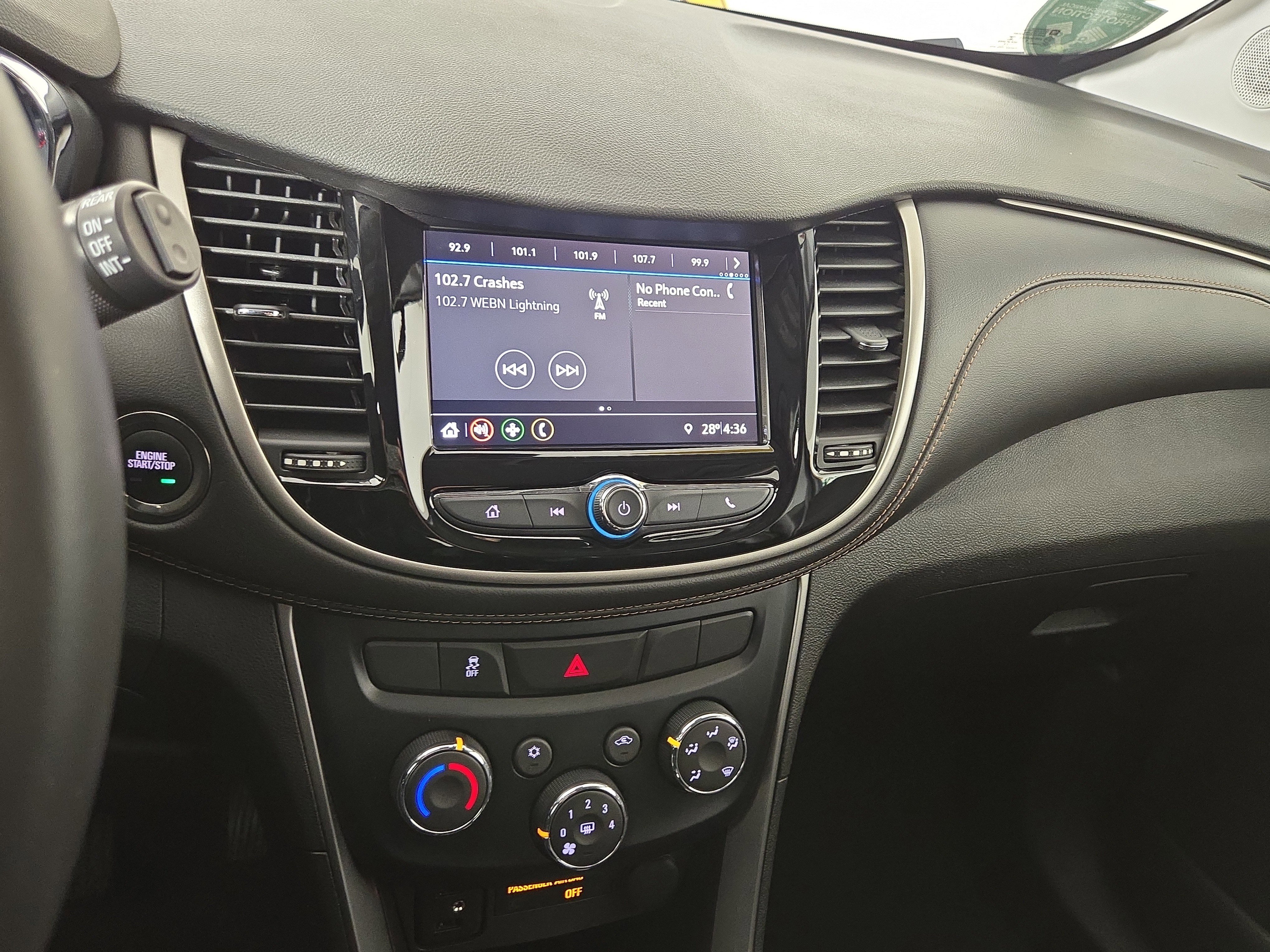 Used 2019 Chevrolet Trax LT w/ Redline Edition image 23