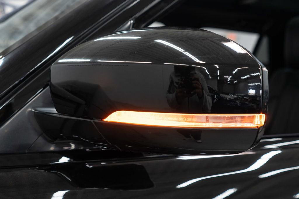 Used 2017 Land Rover Range Rover HSE image 50