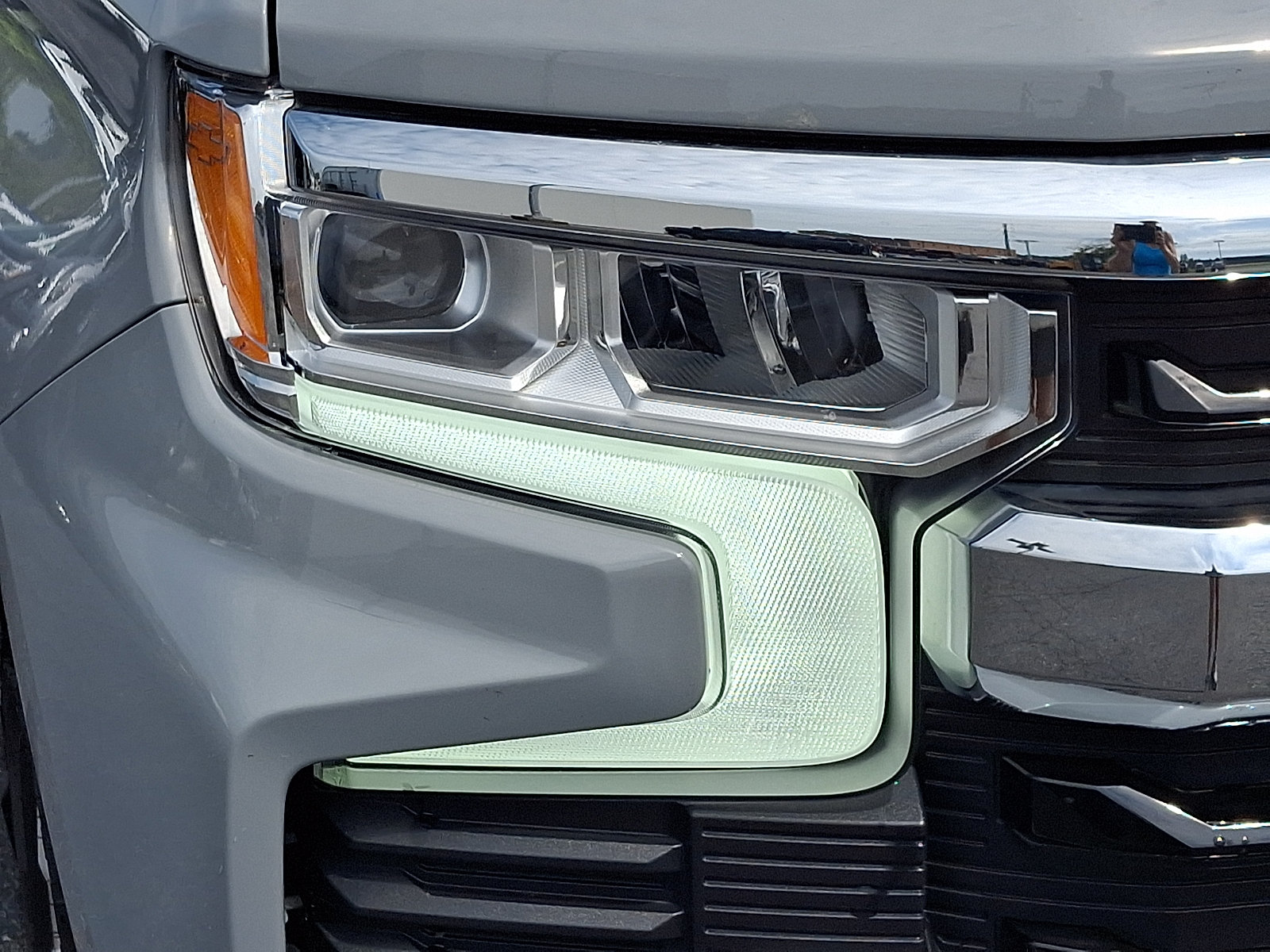Certified 2024 Chevrolet Silverado 1500 LT AWD/4WD image 9