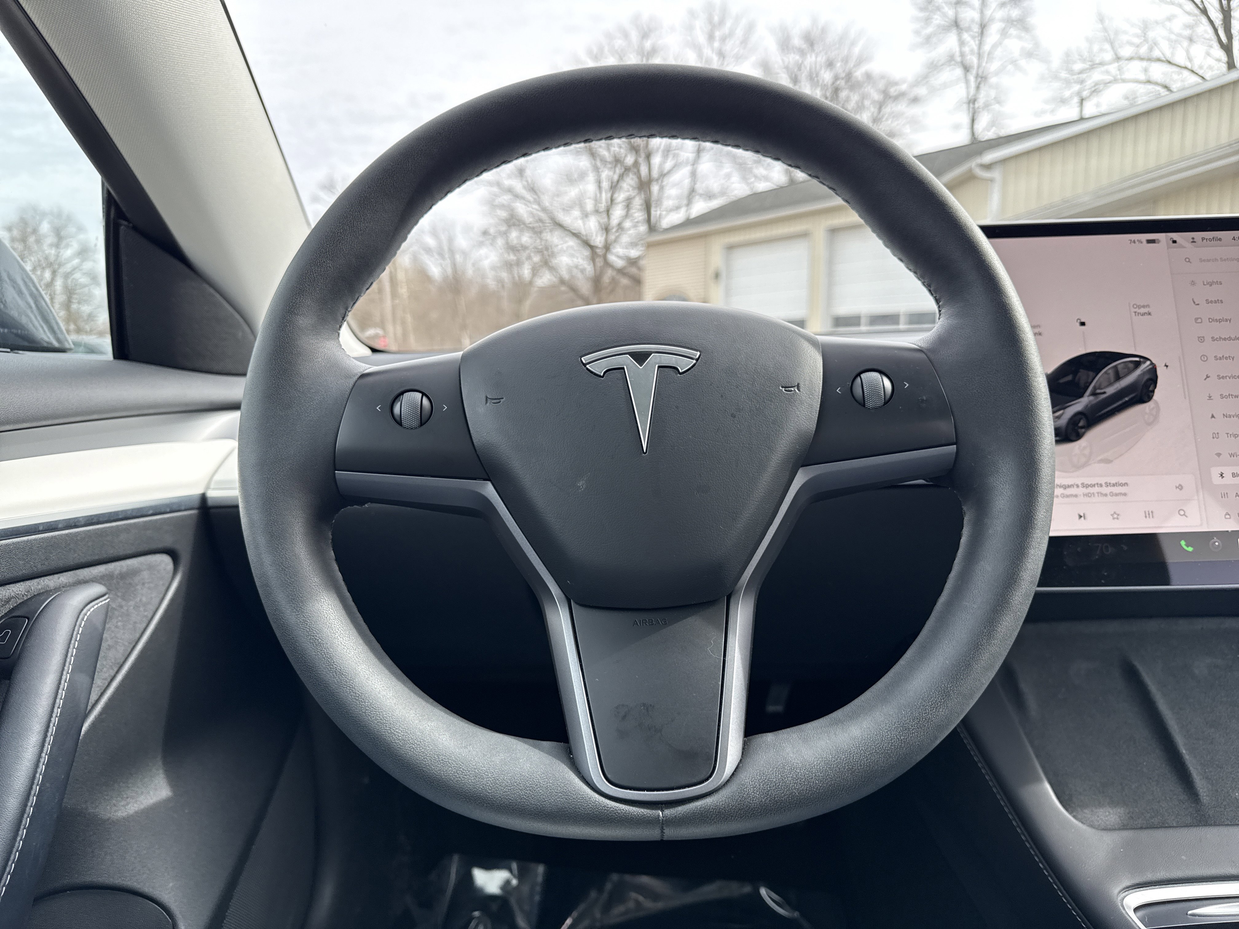 Used 2023 Tesla Model 3 Standard Range image 28